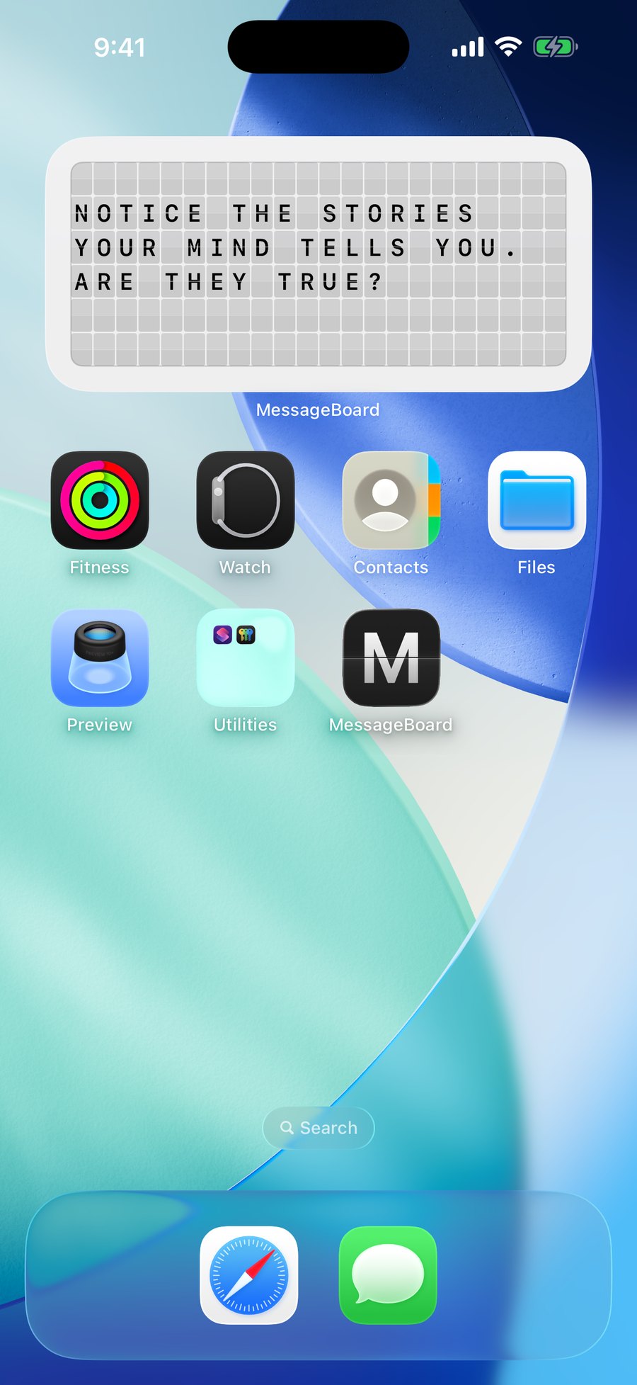 The Glass theme on a light Home Screen